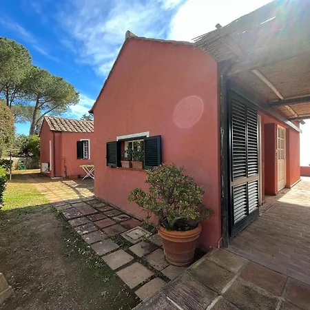 Capo D'Arco Apartments Apartment