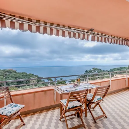 Capo D'Arco Apartments Apartment