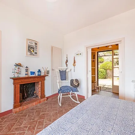 Capo D'Arco Apartments *