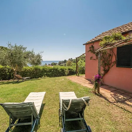 Capo D'Arco Apartments