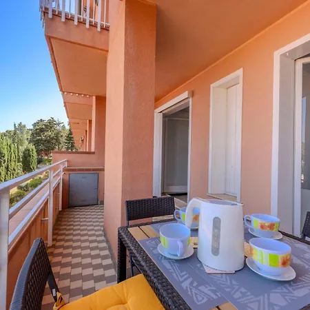Capo D'Arco Apartments